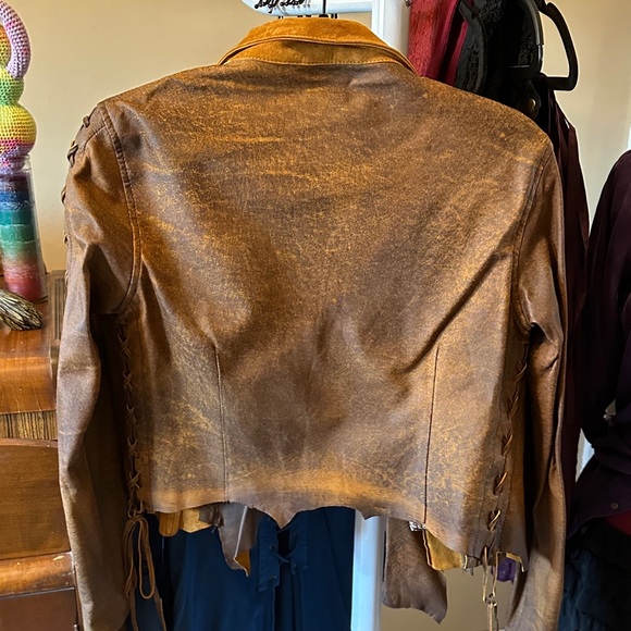 Two-Tone Brown Suede Western-Style Women's Leather Jacket - Picture 8 of 16